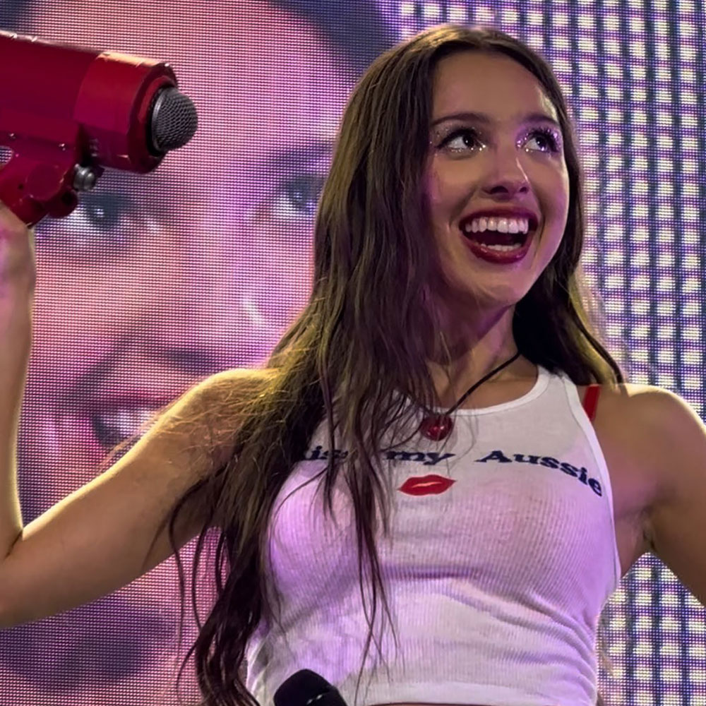 Olivia Rodrigo Kiss My Aussie T-Shirt Olivia Rodrigo Kiss My Aussie T-Shirt