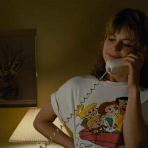 Sarah Connor The Terminator Wearing The Jetsons T-Shirt
